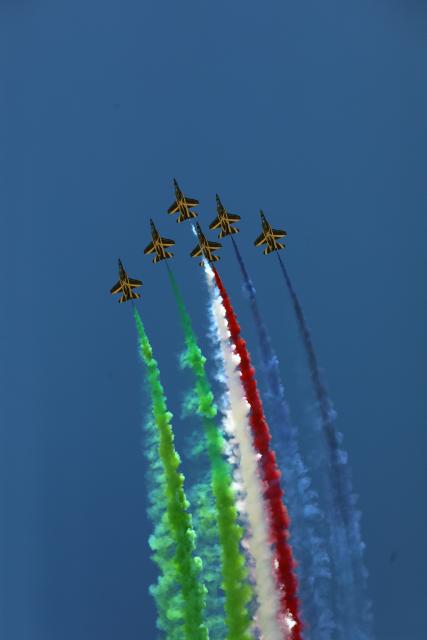 (260909) -- EL DABAA, Sept. 9, 2026 (Xinhua) -- The United Arab Emirates (UAE) aerobatic team "Fursan Al Emarat" performs during the El Alamein International Airshow at El Alamein International Airport in El Dabaa, Egypt, Sept. 9, 2026. The second edition of the El Alamein International Airshow kicked off at El Alamein International Airport in El Dabaa, Egypt on Tuesday. 
The three-day event features aircraft exhibitions, flying displays, and an exhibition of aerospace, defense, and space products and services, according to the show's official website. (Xinhua/Ahmed Gomaa)