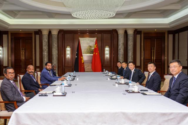(260910) -- BEIJING, Sept. 10, 2026 (Xinhua) -- Chinese State Councilor and Minister of Public Security Wang Xiaohong meets with police minister of Papua New Guinea (PNG) John Pundari in Lianyungang, east China's Jiangsu Province, Sept. 9, 2026. (Xinhua/Li Bo)