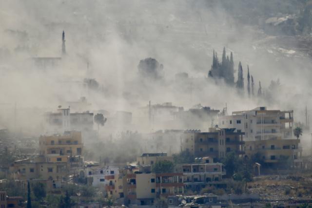 (260910) -- MANSOURI, Sept. 10, 2026 (Xinhua) -- This photo taken on Sept. 9, 2026 shows smoke rising from an Israeli airstrike in the town of Mansouri, southern Lebanon. (Photo by Ali Hashisho/Xinhua)