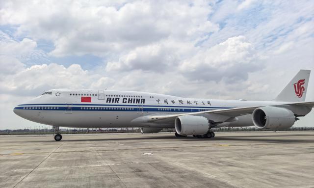 (260912) -- NEW DELHI, Sept. 12, 2026 (Xinhua) -- Chinese President Xi Jinping arrives in New Delhi, India, to attend the 18th BRICS Summit at the invitation of Prime Minister of the Republic of India Narendra Modi, Sept. 12, 2026. (Xinhua/Li Xiang)