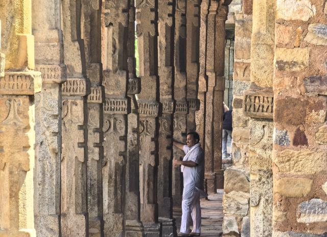 (260912) -- NEW DELHI, Sept. 12, 2026 (Xinhua) -- This photo taken with a mobile phone shows a man visiting Qutb Minar in New Delhi, India, Sept. 9, 2026. The Qutb Minar, or Qutab Minar, was originally built in the 12th century and was inscribed on the World Heritage List by the United Nations Educational, Scientific and Cultural Organization (UNESCO) in 1993. India is a country with a long-standing civilization. Its capital, New Delhi, located on the banks of the Yamuna River, serves as the country's political and cultural center. (Xinhua/Yan Yan)