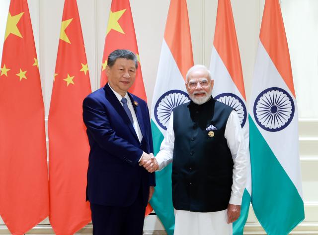(260912) -- NEW DELHI, Sept. 12, 2026 (Xinhua) -- Chinese President Xi Jinping meets with Indian Prime Minister Narendra Modi on the sidelines of the 18th BRICS Summit in New Delhi, India, Sept. 12, 2026. (Xinhua/Wang Ye)
