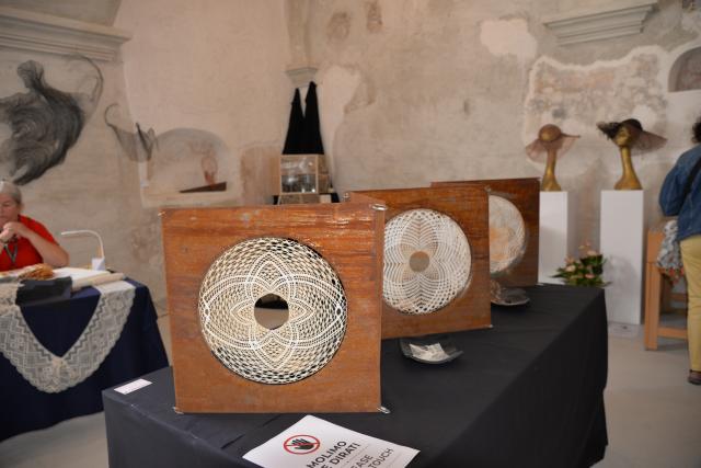 (260912) -- LEPOGLAVA, Sept. 12, 2026 (Xinhua) -- Exhibits are pictured at the 30th Lepoglava International Lace Festival in Lepoglava, Croatia on Sept. 12, 2026. The 30th Lepoglava International Lace Festival opened on Friday in the northern Croatian town of Lepoglava. (Xinhua/Ma Zhen)