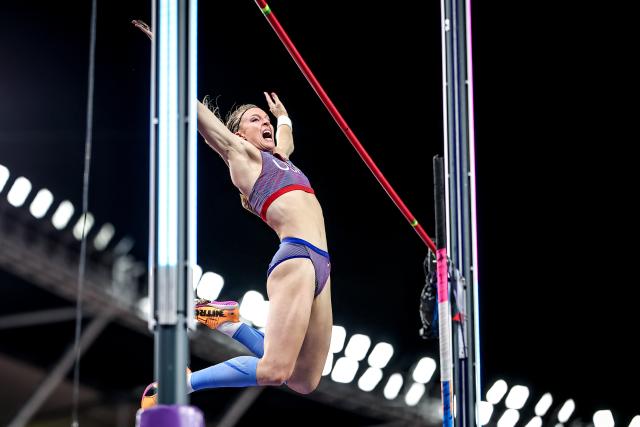 (260913) -- BUDAPEST, Sept. 13, 2026 (Xinhua) -- Sandi Morris of the United States competes during the women's pole vault competition at the World Athletics Ultimate Championship in Budapest, Hungary, Sept. 12, 2026. (Photo by David Balogh/Xinhua)