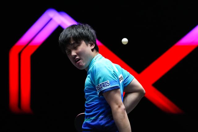 (260913) -- MACAO, Sept. 13, 2026 (Xinhua) -- Harimoto Tomokazu reacts during the men's singles semifinal match between Truls Moregard of Sweden and Harimoto Tomokazu of Japan at the 2026 World Table Tennis (WTT) Champions Macao in Macao, south China, Sept. 13, 2026. (Xinhua/Cheong Kam Ka)