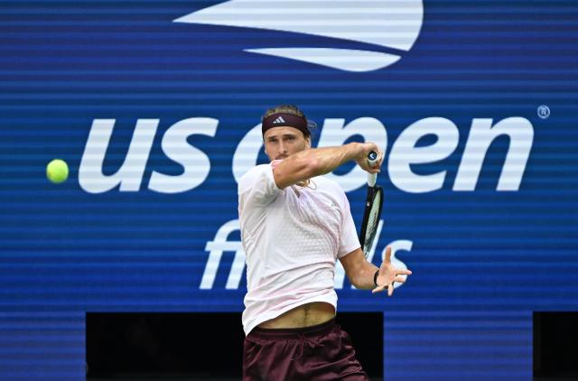 (260914) -- NEW YORK, Sept. 14, 2026 (Xinhua) -- Alexander Zverev hits a return during the men's singles final match between Alexander Zverev of Germany and Ben Shelton of the United States at the 2026 US Open tennis championships in New York, the United States, Sept. 13, 2026. (Xinhua/Li Rui)
