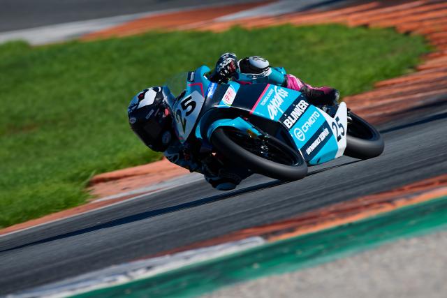 (260914) -- VALENCIA, Sept. 14, 2026 (Xinhua) -- CFMOTO Aspar's Sun Shengbo of China competes during the Race 2 of the ESBK Talent category at the 2026 Spanish Superbike Championship Valencia in Valencia, Spain, Sept. 13, 2026. (Photo by Pablo Morano/Xinhua)