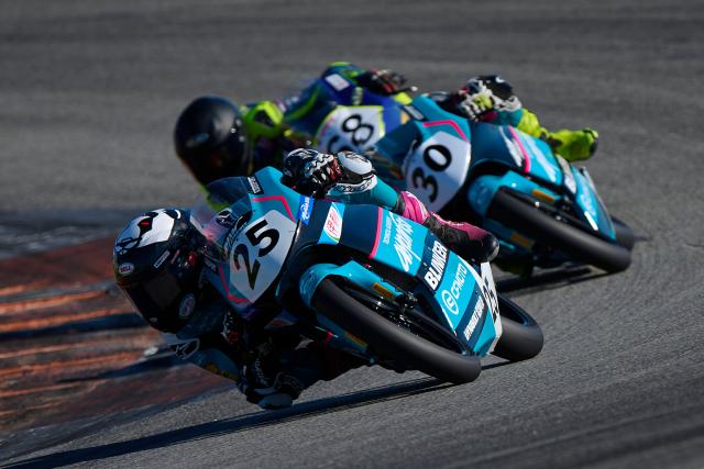 (260914) -- VALENCIA, Sept. 14, 2026 (Xinhua) -- CFMOTO Aspar's Sun Shengbo (front) of China competes during the Race 2 of the ESBK Talent category at the 2026 Spanish Superbike Championship Valencia in Valencia, Spain, Sept. 13, 2026. (Photo by Pablo Morano/Xinhua)