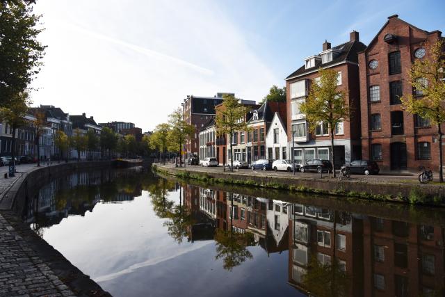 (260914) -- GRONINGEN, Sept. 14, 2026 (Xinhua) -- Photo taken on Sept. 14, 2026 shows a canal view in Groningen, the Netherlands. Groningen, the capital of the Dutch province of Groningen, is a historic city in the north of the Netherlands. (Xinhua/Shao Haijun)