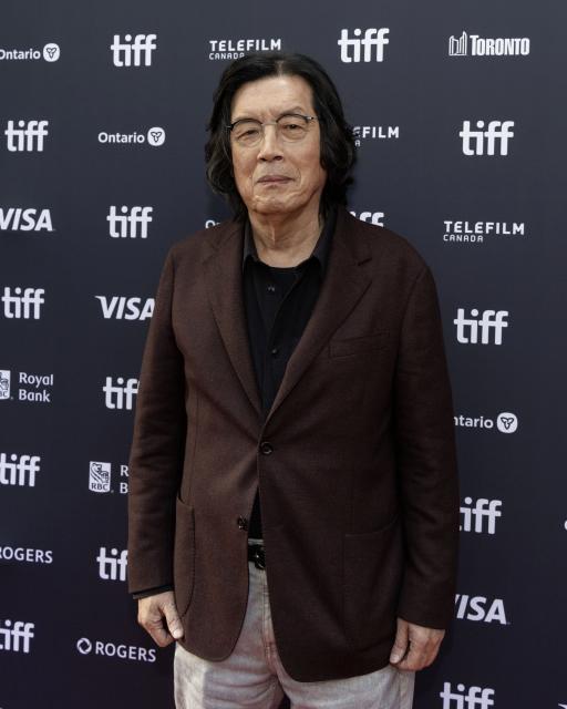 (260915) -- TORONTO, Sept. 15, 2026 (Xinhua) -- Director Lee Chang-dong poses for photos at the North American premiere of the film "Possible Love" during the 2026 Toronto International Film Festival (TIFF) in Toronto, Canada, on Sept. 14, 2026. (Photo by Zou Zheng/Xinhua)