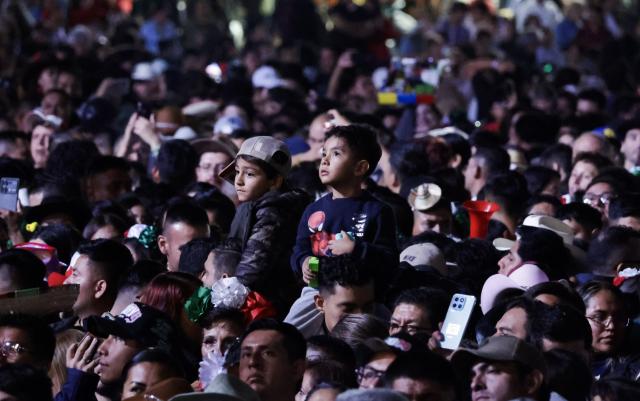 (260916) -- MEXICO CITY, Sept. 16, 2026 (Xinhua) -- People attend celebrations for the upcoming Independence Day at the Zocalo Square in Mexico City, Mexico, Sept. 15, 2026. Various celebrations were held in Mexico to welcome the country's annual Independence Day, which falls on Sept. 16. (Xinhua/Liu Wenhui)