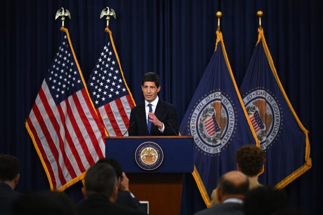 (260916) -- WASHINGTON, Sept. 16, 2026 (Xinhua) -- U.S. Federal Reserve Chair Kevin Warsh attends a press conference in Washington, D.C., the United States, Sept. 16, 2026. The U.S. Federal Reserve on Wednesday raised its target federal funds rate by 25 basis points to a range of 3.75 percent to 4 percent to address persistent inflation, marking its first interest rate hike since July 2023. (Xinhua/Li Rui)