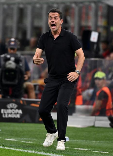 (260917) -- MILAN, Sept. 17, 2026 (Xinhua) -- Benfica's head coach Marco Silva gestures during the UEFA Europa League match between AC Milan and Benfica in Milan, Italy, Sept. 16, 2026. (Photo by Alberto Lingria/Xinhua)
