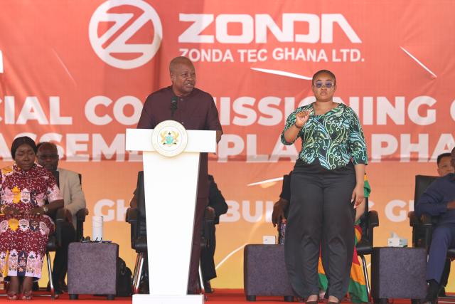 (260917) -- ACCRA, Sept. 17, 2026 (Xinhua) -- Ghanaian President John Dramani Mahama delivers a speech during the inauguration ceremony of a new automobile assembly plant by the Chinese automobile assembly and distribution company, Zonda Tec Ghana Limited, in Greater Accra Region, Ghana, Sept. 15, 2026. TO GO WITH "Ghanaian president inaugurates Chinese automobile assembly plant" (Xinhua/Seth)