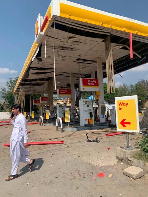 (260918) -- KOHAT, Sept. 18, 2026 (Xinhua) -- This photo taken with mobile phone shows a blast site at Kohat in Pakistan's Khyber Pakhtunkhwa province on Sept. 18, 2026. At least 16 people were killed and over 50 others injured in a twin suicide attack inside a residential compound of police in Pakistan's Khyber Pakhtunkhwa province on Friday, police and rescue officials said. (Str/Xinhua)