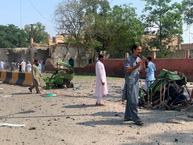 (260918) -- KOHAT, Sept. 18, 2026 (Xinhua) -- This photo taken with mobile phone shows a blast site at Kohat in Pakistan's Khyber Pakhtunkhwa province on Sept. 18, 2026. At least 16 people were killed and over 50 others injured in a twin suicide attack inside a residential compound of police in Pakistan's Khyber Pakhtunkhwa province on Friday, police and rescue officials said. (Str/Xinhua)