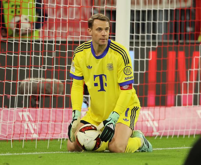 (260919) -- MUNICH, Sept. 19, 2026 (Xinhua) -- Goalkeeper of Bayern Munich Manuel Neuer reacts after making a save during the German first division Bundesliga football match between FC Bayern Munich and 1. FC Union Berlin in Munich, Germany, Sept. 18, 2026. (Photo by Philippe Ruiz/Xinhua)