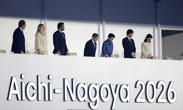 (260919) -- NAGOYA, Sept. 19, 2026 (Xinhua) -- Japanese Emperor Naruhito (4th L), Empress Masako (5th L), International Olympic Committee (IOC) President Kirsty Coventry (2nd L) and President of the Olympic Council of Asia Sheikh Joaan Bin Hamad Al Thani (3rd L) arrive before the opening ceremony of the 20th Asian Games Aichi-Nagoya 2026 in Nagoya, Japan, Sept. 19, 2026. (Xinhua/Jia Haocheng)