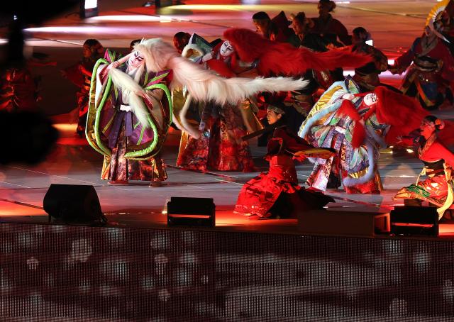 (260919) -- NAGOYA, Sept. 19, 2026 (Xinhua) -- Artists perform during the opening ceremony of the 20th Asian Games Aichi-Nagoya 2026 in Nagoya, Japan, Sept. 19, 2026. (Xinhua/Yao Qilin)