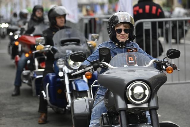 (260919) -- MOSCOW, Sept. 19, 2026 (Xinhua) -- Motorcyclists take part in a parade in Moscow, Russia, on Sept. 19, 2026. The parade marked the end of this year's motorcycle season in Moscow. (Photo by Alexander Zemlianichenko Jr/Xinhua)