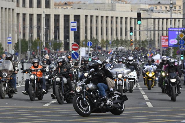 (260919) -- MOSCOW, Sept. 19, 2026 (Xinhua) -- Motorcyclists take part in a parade in Moscow, Russia, on Sept. 19, 2026. The parade marked the end of this year's motorcycle season in Moscow. (Photo by Alexander Zemlianichenko Jr/Xinhua)