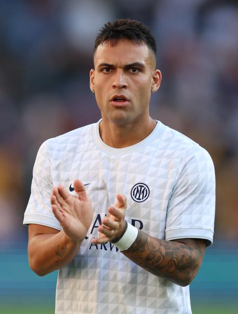 (260920) -- ROME, Sept. 20, 2026 (Xinhua) -- Inter Milan's Lautaro Martinez reacts before a Serie A football match between Roma and Inter Milan in Rome, Italy, Sept. 19, 2026. (Xinhua/Wang Kaiyan)