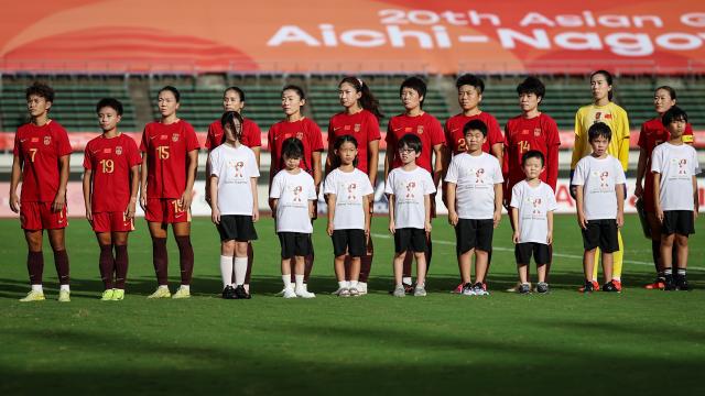(260921) -- GIFU, Sept. 21, 2026 (Xinhua) -- The line-up players of China react before the group G match of Women's Football between China and the Philippines at 20th Asian Games Aichi-Nagoya 2026 in Gifu, Japan, Sept. 21, 2026. (Xinhua/Jia Haocheng)
