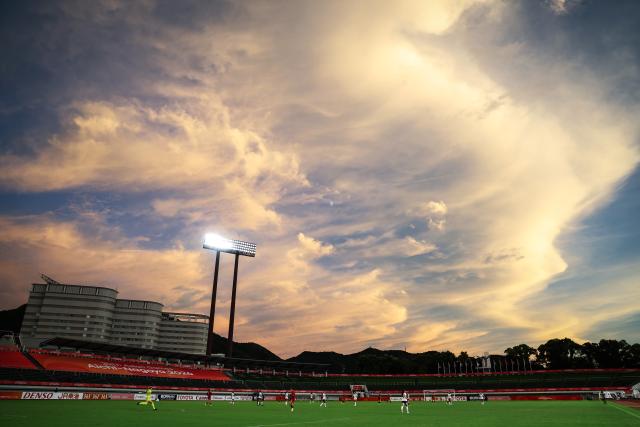(260921) -- GIFU, Sept. 21, 2026 (Xinhua) -- Players compete during the group G match of Women's Football between China and the Philippines at 20th Asian Games Aichi-Nagoya 2026 in Gifu, Japan, Sept. 21, 2026. (Xinhua/Jia Haocheng)