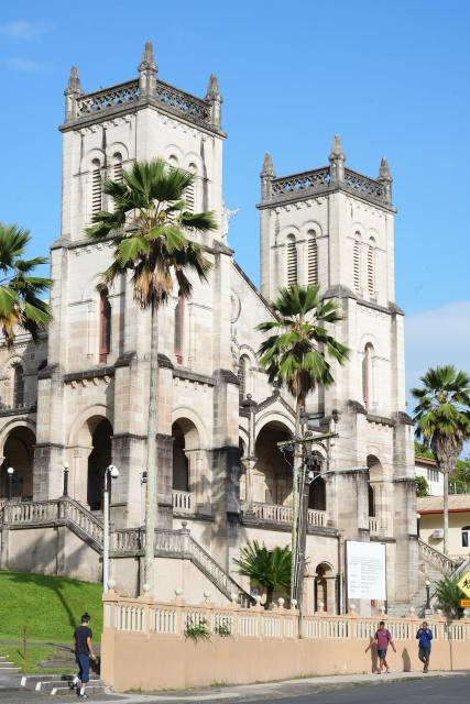 (260922) -- SUVA, Sept. 22, 2026 (Xinhua) -- This photo taken on Sept. 21, 2026 shows a view of the Sacred Heart Cathedral in Suva, Fiji. Located on the southeastern coast of Fiji's main island, Suva is the country's capital, major port and the most populous city. It serves as a key regional hub of the South Pacific for transportation, governance and diplomacy, as well as a prominent center for culture and education. (Xinhua/Bai Yongquan)