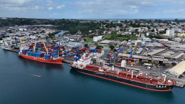 (260922) -- SUVA, Sept. 22, 2026 (Xinhua) -- An aerial drone photo taken on Sept. 21, 2026 shows a view of Suva Port in Suva, Fiji. Located on the southeastern coast of Fiji's main island, Suva is the country's capital, major port and the most populous city. It serves as a key regional hub of the South Pacific for transportation, governance and diplomacy, as well as a prominent center for culture and education. (Xinhua/Bai Yongquan)