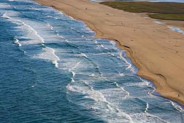 (260922) -- VLADIVOSTOK, Sept. 22, 2026 (Xinhua) -- This photo taken on Sept. 19, 2026 shows the scenery in the Khasan district of Primorsky Krai in the Russian Far East. The Khasan district boasts unique and beautiful natural scenery and is home to several nature reserves and national parks. (Photo by Andrey Matveenko/Xinhua)