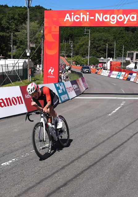 (260922) -- NAGOYA, Sept. 22, 2026 (Xinhua) -- Fariba Hashimi of Afghanistan reacts after crossing the finish line to take the second place during the women's road race final of cycling road at the 20th Asian Games Aichi-Nagoya 2026 in Shinshiro of Aichi Prefecture, Japan, Sept. 22, 2026. (Xinhua/Cen Yunpeng)