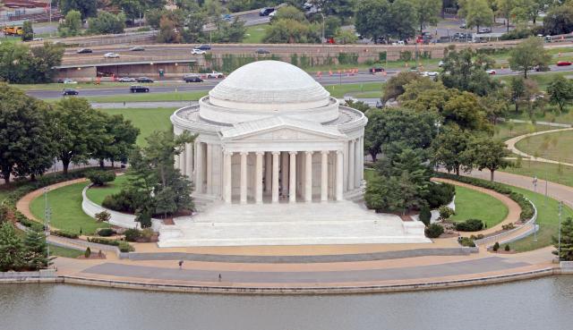 (260922) -- WASHINGTON, Sept. 22, 2026 (Xinhua) -- This photo taken on Sept. 21, 2026 shows the Thomas Jefferson Memorial in Washington, D.C., the United States. (Xinhua/Lu Ye)