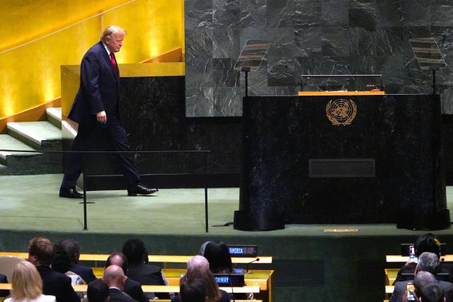 (260922) -- UNITED NATIONS, Sept. 22, 2026 (Xinhua) -- U.S. President Donald Trump heads to the podium to deliver a speech at the General Debate of the 81st session of  UN General Assembly at the UN headquarters in New York, on Sept. 22, 2026. (Xinhua/Wu Xiaoling)