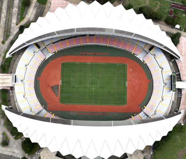 (260922) -- SAN JOSE, Sept. 22, 2026 (Xinhua) -- This aerial drone photo shows the China-aided National Stadium of Costa Rica in San Jose, Costa Rica, Sept. 22, 2026. With a standard football pitch, an athletics track and supporting facilities, the National Stadium of Costa Rica can accommodate about 35,000 spectators. (Xinhua/Liu Wenhui)