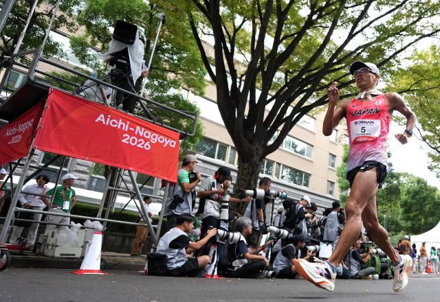 (260923) -- NAGOYA, Sept. 23, 2026 (Xinhua) -- Yamanishi Toshikazu of Japan competes during the Men's Half Marathon Race Walk Final of Athletics at the 20th Asian Games Aichi-Nagoya 2026 in Nagoya, Japan, Sept. 23, 2026. (Xinhua/Luo Yuan)