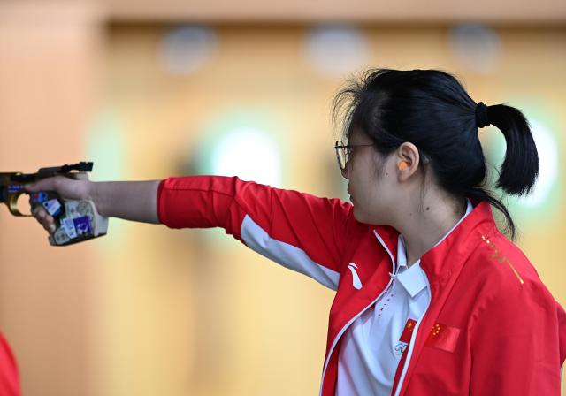(260923) -- NAGOYA, Sept. 23, 2026 (Xinhua) -- Jiang Ranxin of China competes during the 10m air pistol women individual qualification and team final at the 20th Asian Games Aichi-Nagoya 2026 in Toyota of Aichi Prefecture, Japan, Sept. 23, 2026. (Xinhua/Liu Lei)