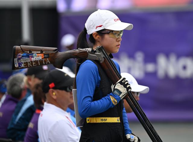 (260923) -- NAGOYA, Sept. 23, 2026 (Xinhua) -- Jiang Yiting of China reacts during the Skeet Women Individual Final of shooting at the 20th Asian Games Aichi-Nagoya 2026 in Toyota of Aichi Prefecture, Japan, Sept. 23, 2026. (Xinhua/Liu Lei)