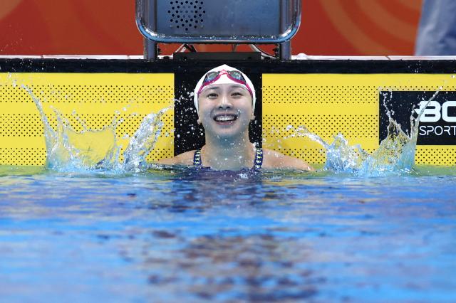 (260923) -- TOKYO, Sept. 23, 2026 (Xinhua) -- Tang Qianting of China celebrates after the women's 100m breaststroke final at the 20th Asian Games Aichi-Nagoya 2026 in Tokyo, Japan, Sept. 23, 2026. (Xinhua/Wu Zhizun)