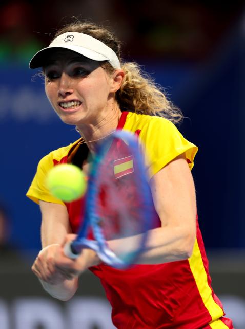 (260923) -- SHENZHEN, Sept. 23, 2026 (Xinhua) -- Cristina Bucsa of Spain competes against Yulia Putintseva of Kazakhstan during the quarterfinal match between Kazakhstan and Spain at the 2026 Billie Jean King Cup Finals in Shenzhen, south China's Guangdong Province, Sept. 23, 2026. (Xinhua/Mao Siqian)