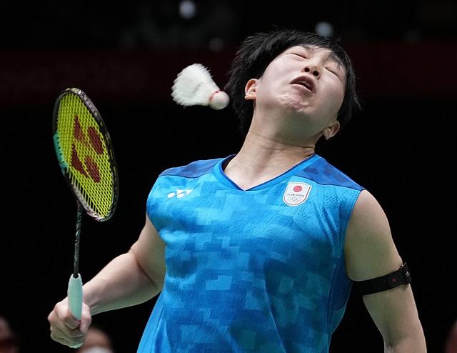 (260924) -- ICHINOMIYA, Sept. 24, 2026 (Xinhua) -- Yamaguchi Akane of team Japan competes in the singles match against Wang Zhiyi of team China during the badminton women's team final between China and Japan at the 20th Asian Games Aichi-Nagoya 2026 in Ichinomiya of Aichi Prefecture, Japan, Sept. 24, 2026. (Xinhua/Hou Zhaokang)