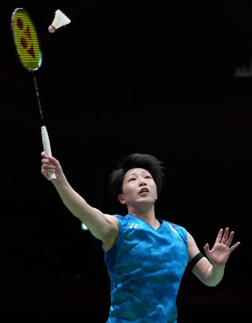 (260924) -- ICHINOMIYA, Sept. 24, 2026 (Xinhua) -- Yamaguchi Akane of team Japan competes in the singles match against Wang Zhiyi of team China during the badminton women's team final between China and Japan at the 20th Asian Games Aichi-Nagoya 2026 in Ichinomiya of Aichi Prefecture, Japan, Sept. 24, 2026. (Xinhua/Hou Zhaokang)