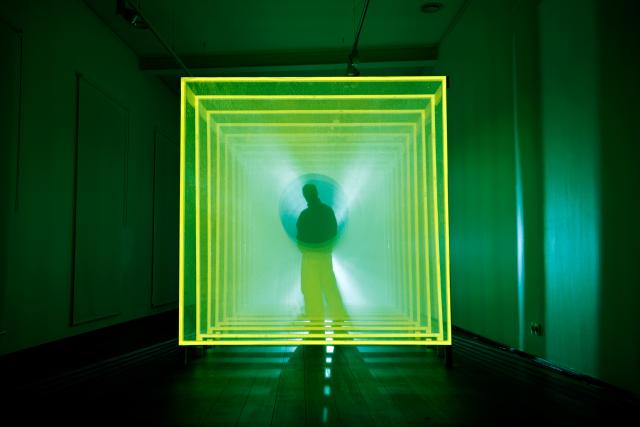 (260924) -- BUCHAREST, Sept. 24, 2026 (Xinhua) -- A visitor interacts with a light installation during the opening of the 7th edition of Radar festival in Bucharest, Romania, Sept. 24, 2026. (Photo by Cristian Cristel/Xinhua)