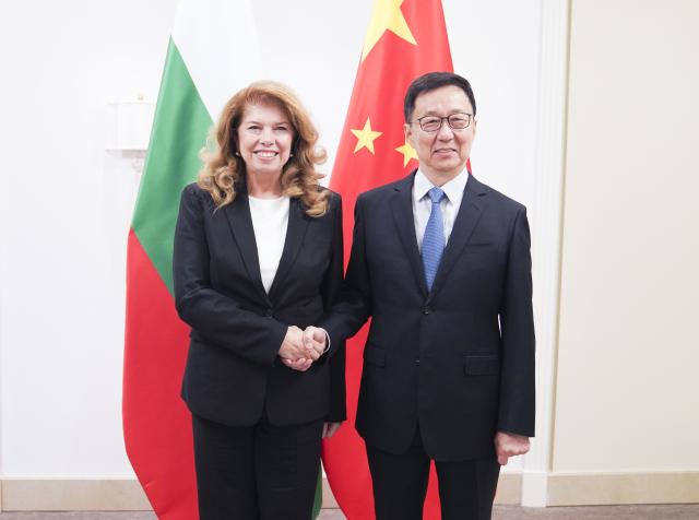 (260925) -- NEW YORK, Sept. 25, 2026 (Xinhua) -- Chinese Vice President Han Zheng meets with Bulgarian President Iliana Iotova on the sidelines of the 81st session of the United Nations General Assembly in New York, the United States, on Sept. 24, 2026. (Xinhua/Zhang Fengguo)