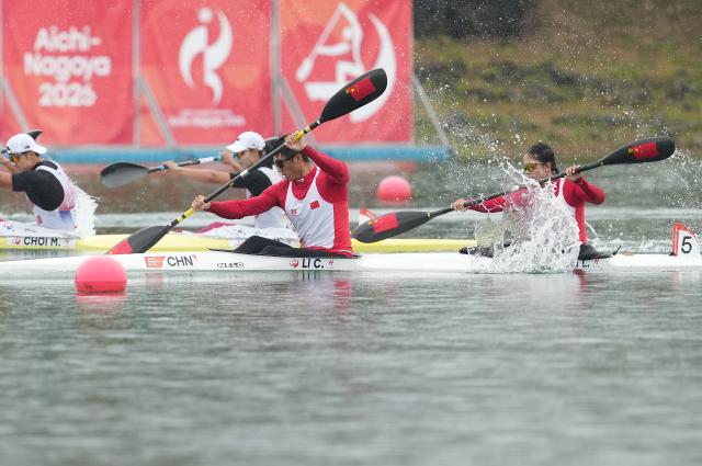 (260926) -- NAGOYA, Sept. 26, 2026 (Xinhua) -- Li Chenhao (front L)/Zhang Luxi (front R) of China compete during the mixed kayak double 500m final of canoe sprint at the 20th Asian Games Aichi-Nagoya 2026 in Miyoshi of Aichi Prefecture, Japan, Sept. 26, 2026. (Xinhua/Zhang Haobo)