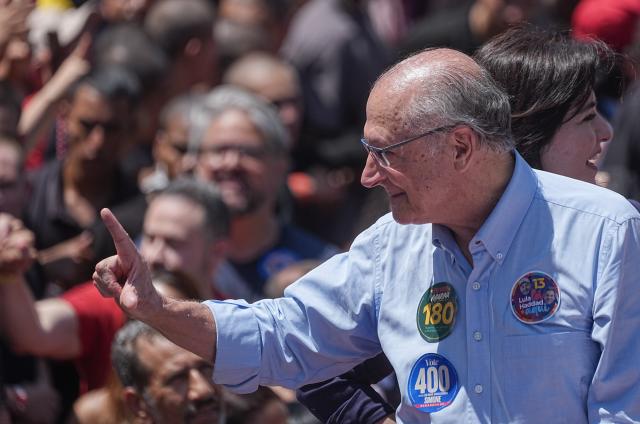 (260926) -- SAO PAULO, Sept. 26, 2026 (Xinhua) -- Brazilian Vice President Geraldo Alckmin attends Brazilian President Luiz Inacio Lula da Silva's campaign rally in Sao Paulo, Brazil, Sept. 26, 2026. (Photo by Paulo Lopes/Xinhua)