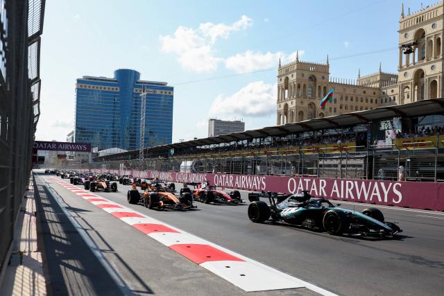 (260927) -- BAKU, Sept. 27, 2026 (Xinhua) -- Drivers start during the Formula One Azerbaijan Grand Prix at the Baku City Circuit in Baku, on Sept. 26, 2026. (Photo by Qian Jun/Xinhua)
