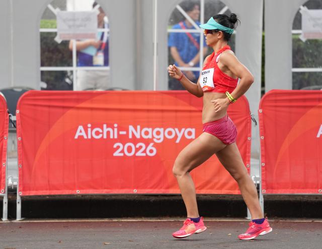 (260927) -- NAGOYA, Sept. 27, 2026 (Xinhua) -- Ma Li of China competes during the women's marathon race walk final of Athletics at the 20th Asian Games Aichi-Nagoya 2026 in Nagoya, Japan, Sept. 27, 2026. (Xinhua/Jia Yuchen)