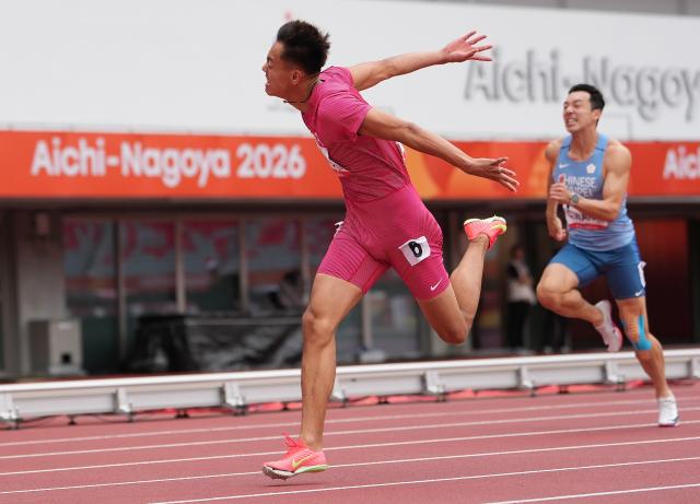 (260927) -- NAGOYA, Sept. 27, 2026 (Xinhua) -- Chen Xinghua (L) of China competes during the men's decathlon 110m hurdles of athletics at the 20th Asian Games Aichi-Nagoya 2026 in Nagoya, Japan, Sept. 27, 2026. (Xinhua/Lui Siu Wai)