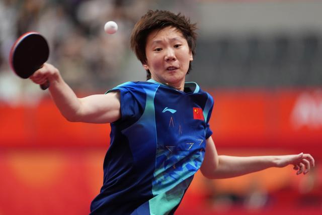 (260927) -- TOYOTA, Sept. 27, 2026 (Xinhua) -- Wang Manyu of China competes during the women's singles semifinal table tennis match between Wang Manyu of China and Harimoto Miwa of Japan at the 20th Asian Games Aichi-Nagoya 2026 in Toyota of Aichi Prefecture, Japan, Sept. 27, 2026. (Xinhua/Cheong Kam Ka)